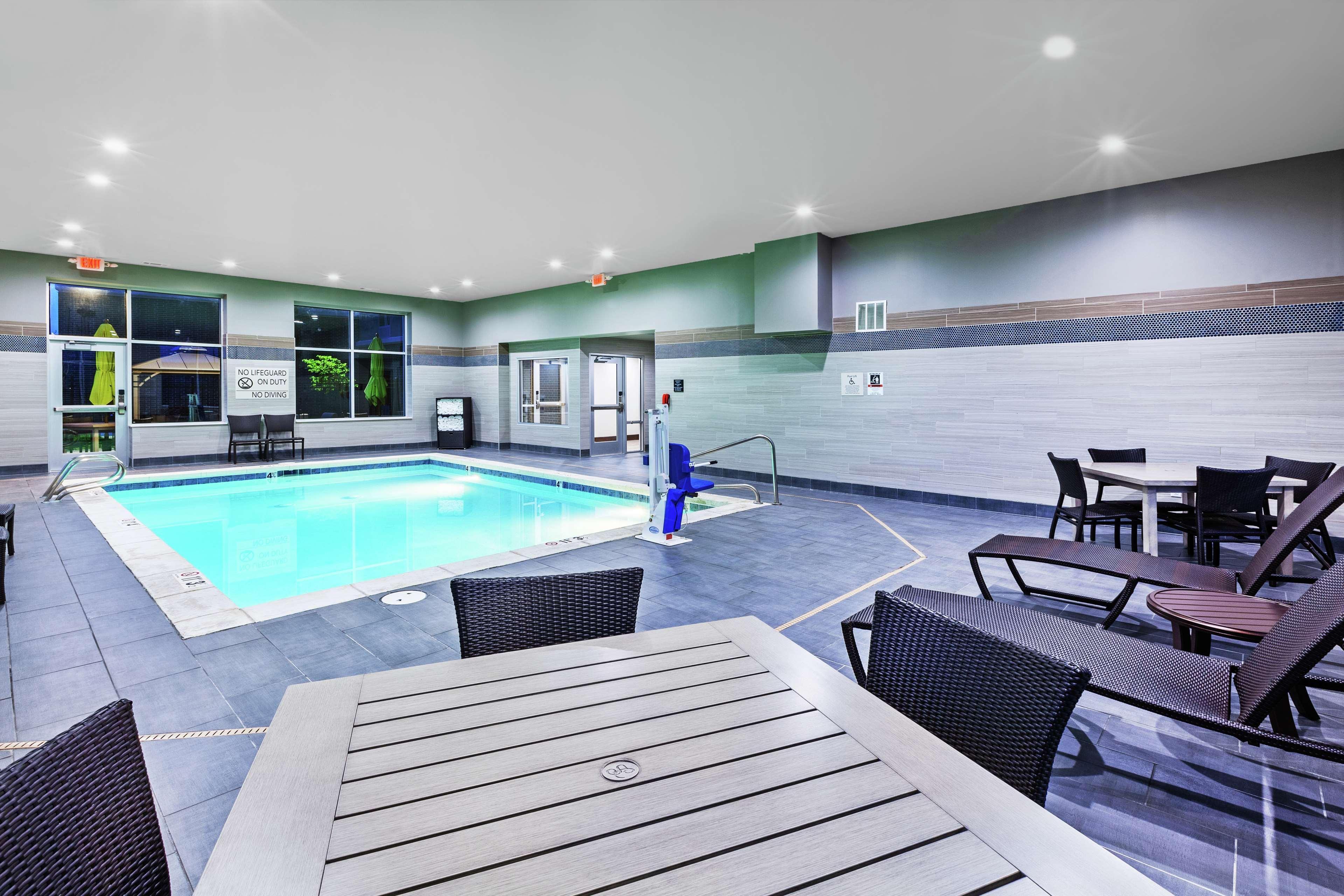 Hampton Inn Gardner Exterior foto